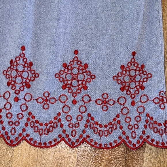 Vineyard Vines Off The Shoulder Blue/Red Embroidered Dress - Picture 4 of 9